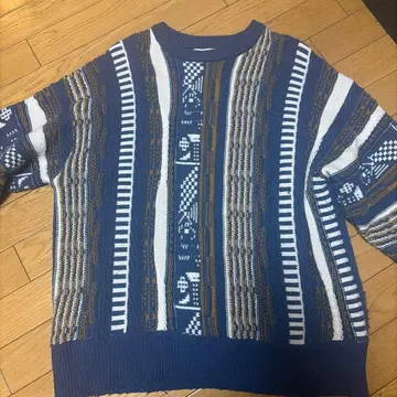 nemne 긴팔 니트 스웨터 M 가격 인하 협상 가능합니다