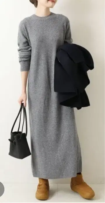 새상품 스픽앤스팬 그레이 리브 니트 긴팔 원피스