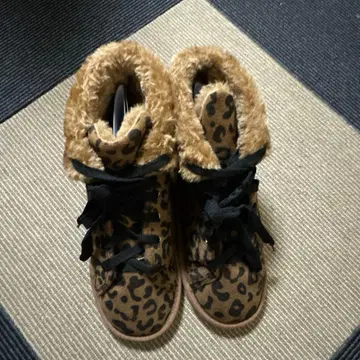 새상품 - 레오파드 무늬 부츠 L 사이즈