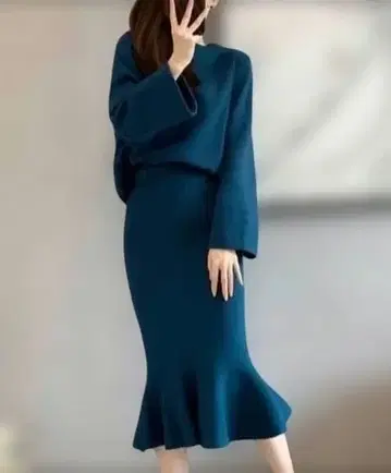 플레어 스커트 니트 원피스