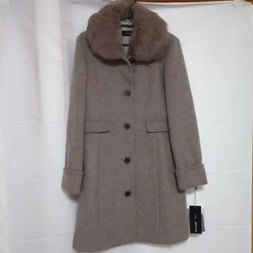 택 포함 새상품 BERTONE 베이지 퍼 포함 롱 코트 F 사이즈