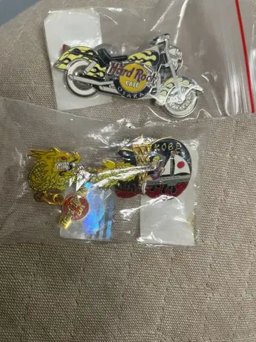 Hard Rock Cafe 핀 배지 세트