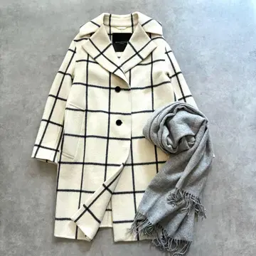 새상품급 매킨토시 울 체스터 리버 코트 롱 체크 무늬 화이트