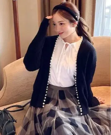 혜영 펄 니트 가디건 / 블랙 니트 펄