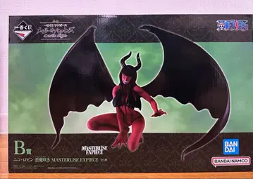 제일복권 원피스 메모리 오브 히로인즈 B상 로빈 피규어