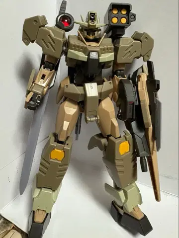 건담 프라모델 hg 건담 더블 오 커맨드 퀀터 사막 타입 조립 완료