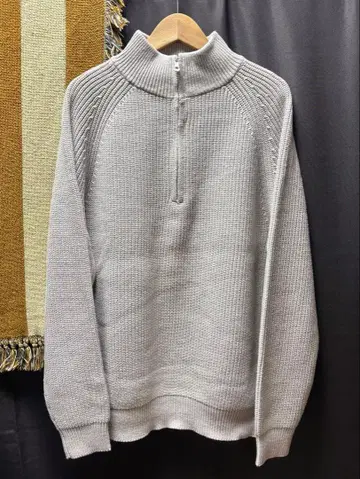 KARAKU 하프 지퍼 코튼 스웨터 L사이즈 새상품급 니트 라이트 그레이