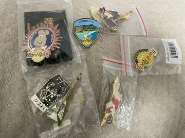 Hard Rock 핀 배지 6개 세트