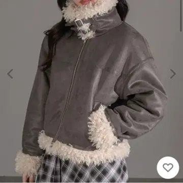 무스탕 그레이 코트