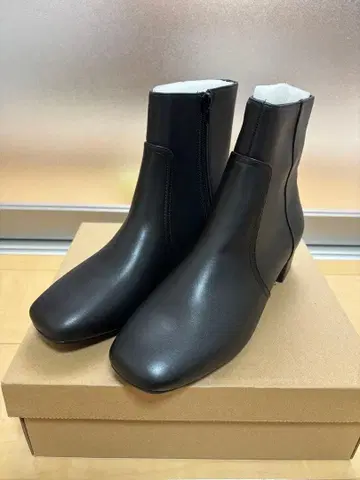 오리엔탈 트래픽 숏부츠