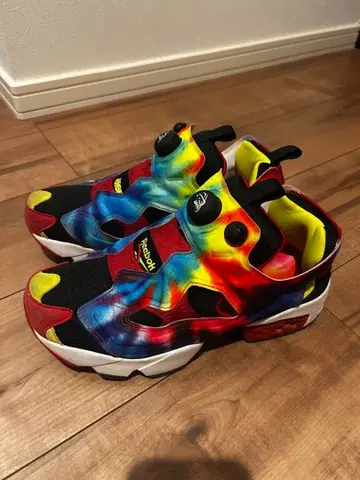 XLARGE x instapump fury 가격 인하했습니다