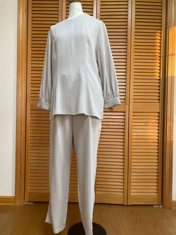 a.v.v 베이지 팬츠 셋업