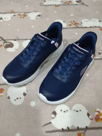 [ 42 ] Skechers 네이비 와이드핏 스니커즈