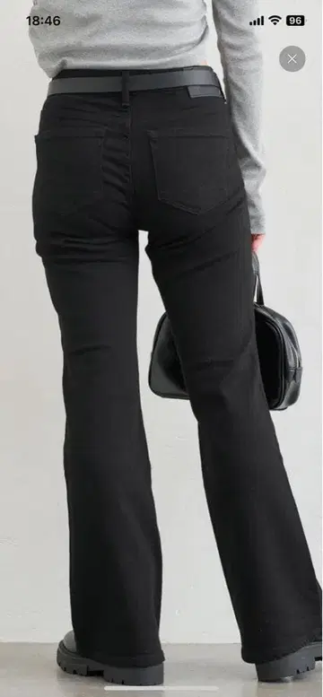 UbySPICK&SPAN 썸씽 LISAFRARE