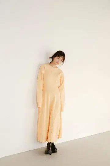 피누에 아이렛 니트 원피스 S