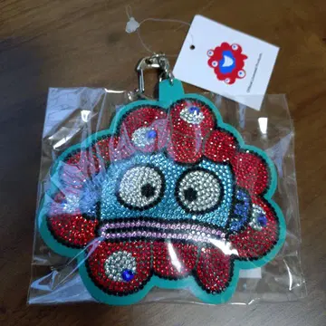 미야쿠미야쿠 한교동 반짝이 가죽 키링