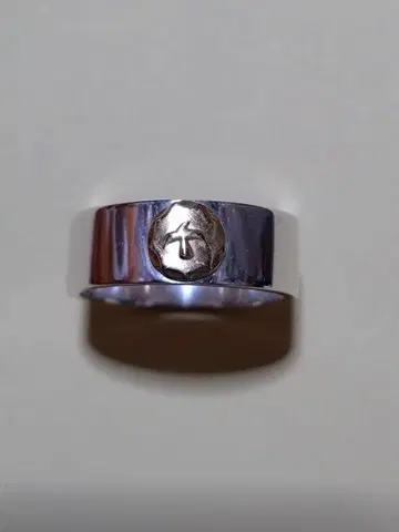 고로즈 이글 평치 반지 사이즈 22호 가격 인하 협상 가능합니다