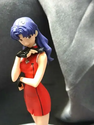 카츠라기 미사토 Portrait 빨간색 미니 드레스 피규어