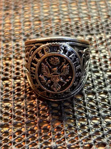 U.S. ARMY ring