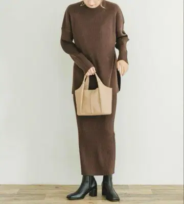 [ ITEMS URBANRESEARCH ] 브라운 니트 셋업 프리