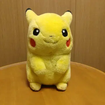 피카츄 맥도날드 한정품 2001년