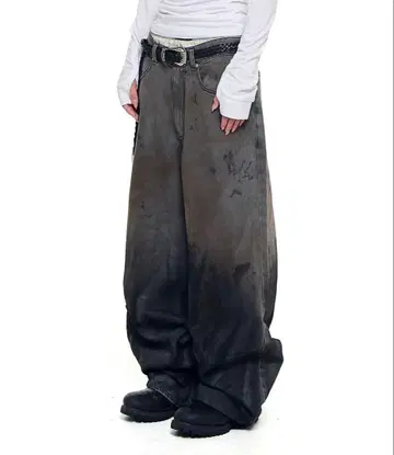 AAKAM Dirty Gradation Denim Pants (Gray)