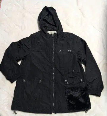 특별 가격 [ Provador ] 블랙 후드 부착 자켓 포켓 다수 부착