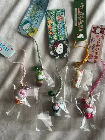 레어 산리오 헬로키티 펜던트 a