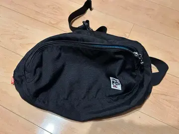 참스 블랙 바디백 웨스트 파우치