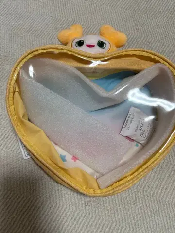 TWICE LOVELYS 삐요큥 바디백 지효