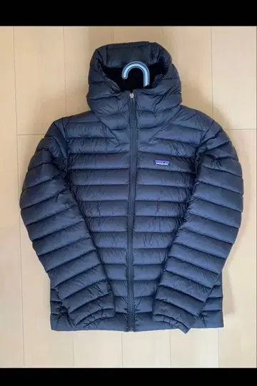 파타고니아 다운 스웨터 후디