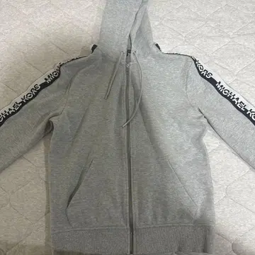 MICHAEL KORS 그레이 셋업