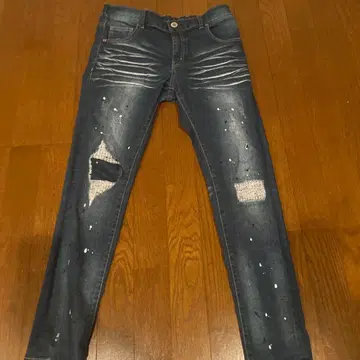 데미지 가공 스키니 데님 다크 블루