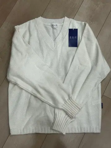 [ 미사용 새상품 ] ELLE 니트 L 아이보리 스웨터 여성용