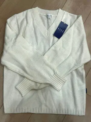 [ 미사용 새상품 ] ELLE 니트 L 아이보리 스웨터 여성용