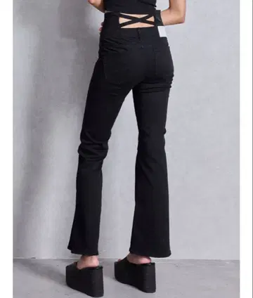 [ GYDA ] NEW 하이웨스트 BACK 크로스 플레어 팬츠 블랙 S