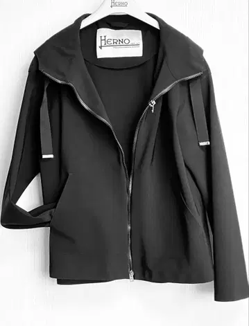 컨디션 최상 HERNO HOODED BOMBER 자켓 블루종 블랙 40호