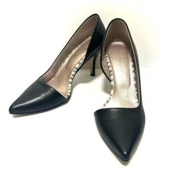 긴자 카네마츠 블랙 가죽 스틸레토 펌프스 23cm