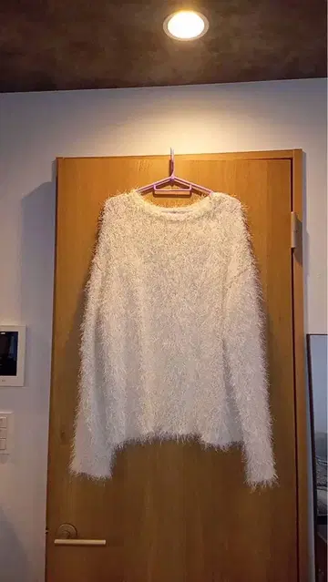 개럴개런트 페더 니트 풀오버