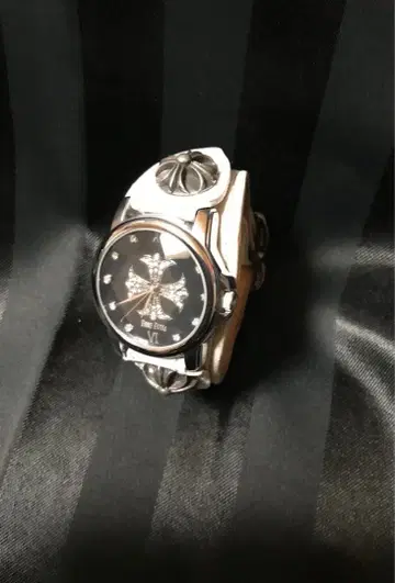 DEEP ZONE 손목시계