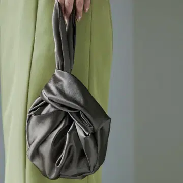 niana 콜론 형태 백