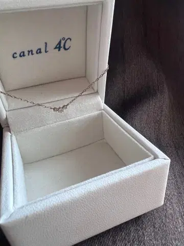 canal 4C 심플 목걸이