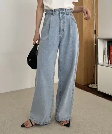 미사용 새상품 CAPRICIEUX LE'MAGE 카프리슈 턱 와이드 데님