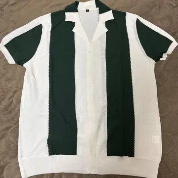 그린과 화이트 스트라이프 반팔 셔츠 XL