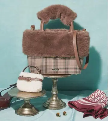 LILY BROWN 에코 퍼 콤비 멀티 웨이트 토트