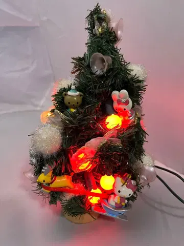 헤이세이 레트로 키티 hello kitty 크리스마스 트리