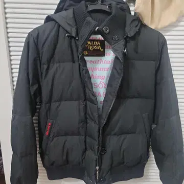 ALBA ROSA 블랙 다운 자켓
