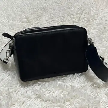 YONFA 블랙 가죽 숄더백