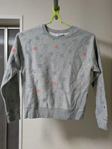 챔피온 그레이 크루넥 트레이닝복