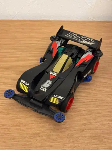 블랙 세이버 미니 사륜구동